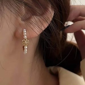 Hoop Earrings Golden Flower and Faux Pearl